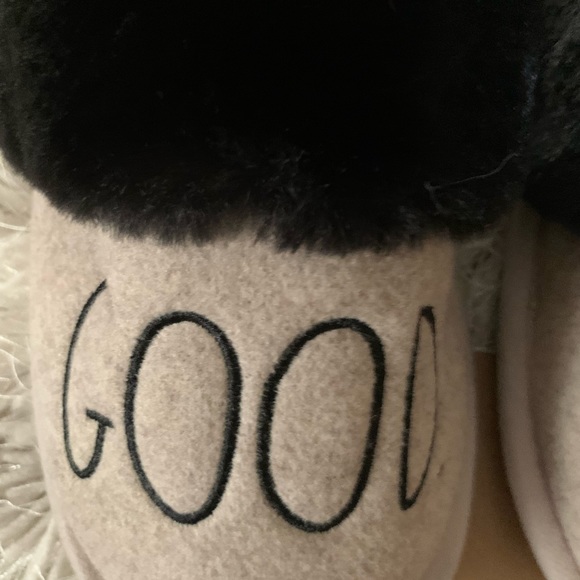 RAE DUNN Good Night Slippers NWT, sz Small 5-6, taupe & black, - Picture 5 of 9